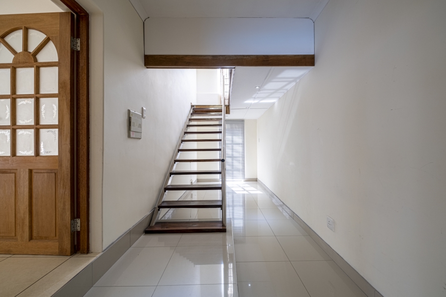 5 Bedroom Property for Sale in Vanes Estate Eastern Cape